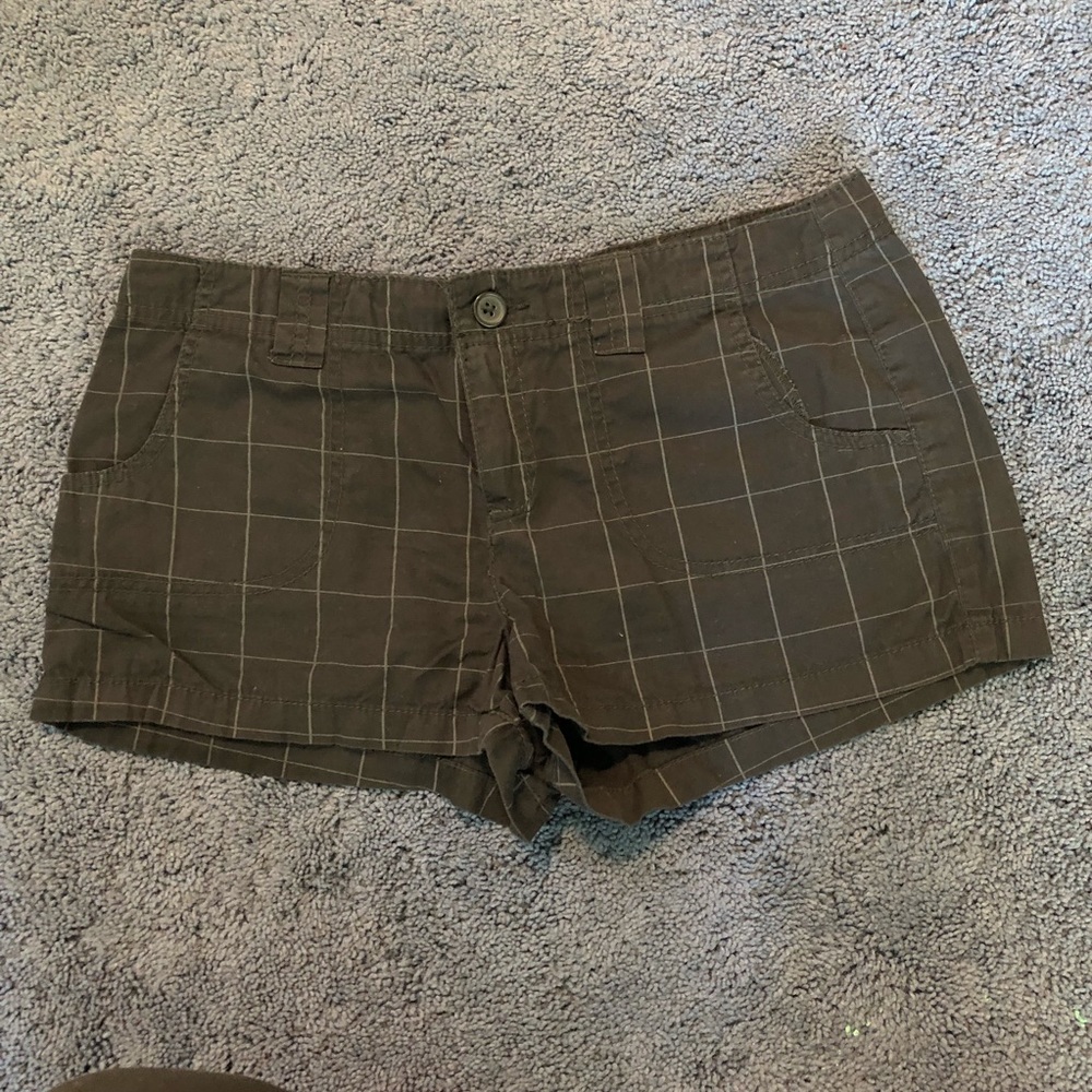 Black/white plaid shorts